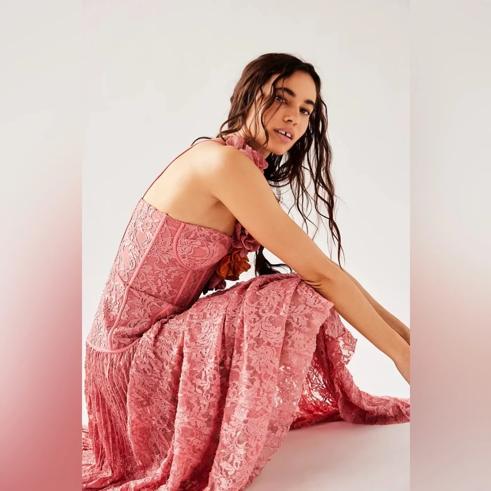PatBO Hand -Embroidered Lace bustier pink Gown|Rose-One-Shoulder Floral Appliqué - Picture 5 of 8